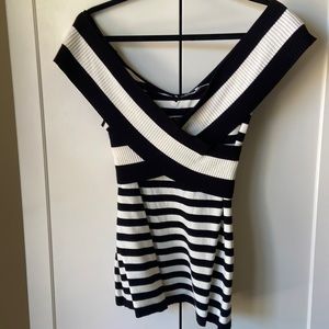 NWT Cleo off the shoulder striped top size large
